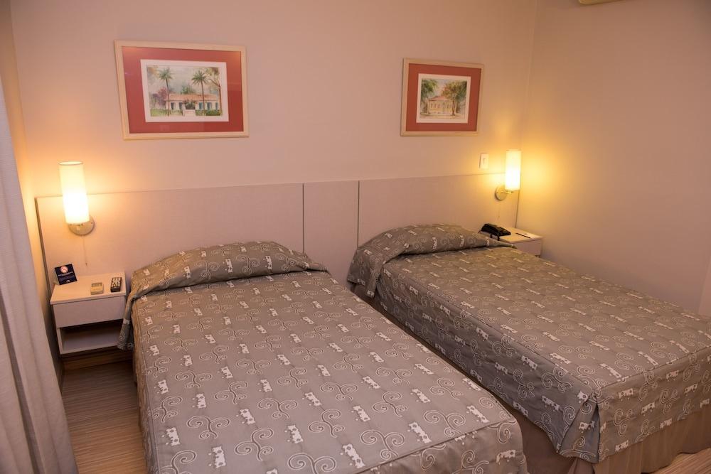 Gandini Hotel Иту Экстерьер фото